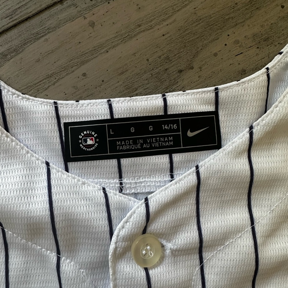 Derek Jeter #2 New York Yankees 2020 Hall of Fame Induction Jersey White Youth L - Picture 3 of 5